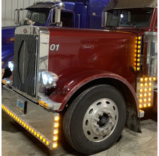 Peterbilt 379 Extended Aluminum Hood With Stainless Grille And Fiberglass Fenders