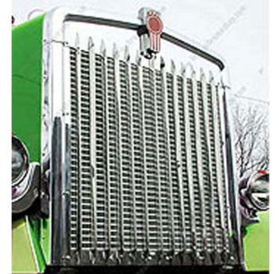 Kenworth W900L Stainless Grille Surrounds