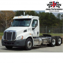 Freightliner Cascadia 113BBC Hood Without Hinge Bar