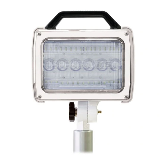 Commander M Series Alternating Current Work Light With Fixed Top Pedestal Mount