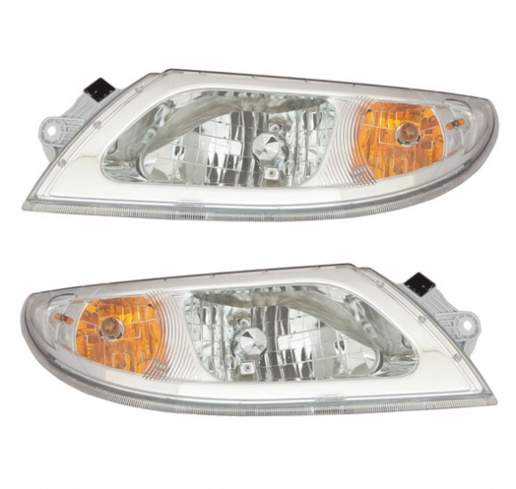 International Transtar 8-000 Series 2003 To 2016 Chrome Head Lamp Assembly OE 4020416C91 And 4020417C91