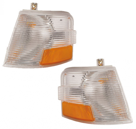 Volvo VNL And VNM Series 1996 To 2003 Side Marker Lamp Unit OE 20571062 And 20571061