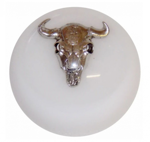 Twisted ShifterZ White Shift Knob With Silver Cow Skull